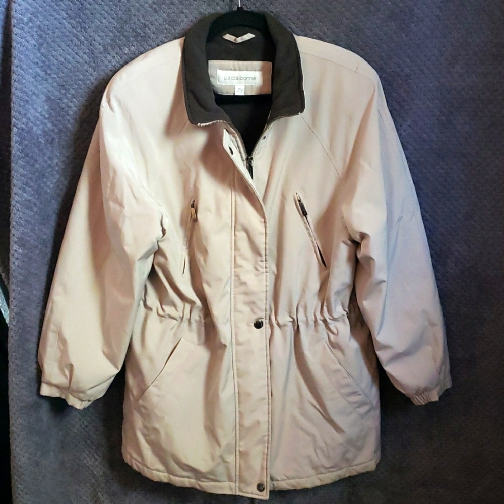 Liz Claiborne coat size medium tan / brown